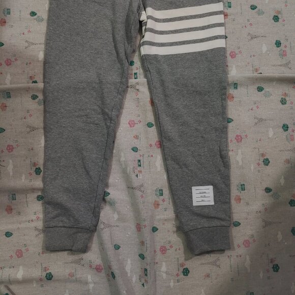 Thom Browne Classic 4-Bar Hector Sweatpants Men - Picture 8 of 9